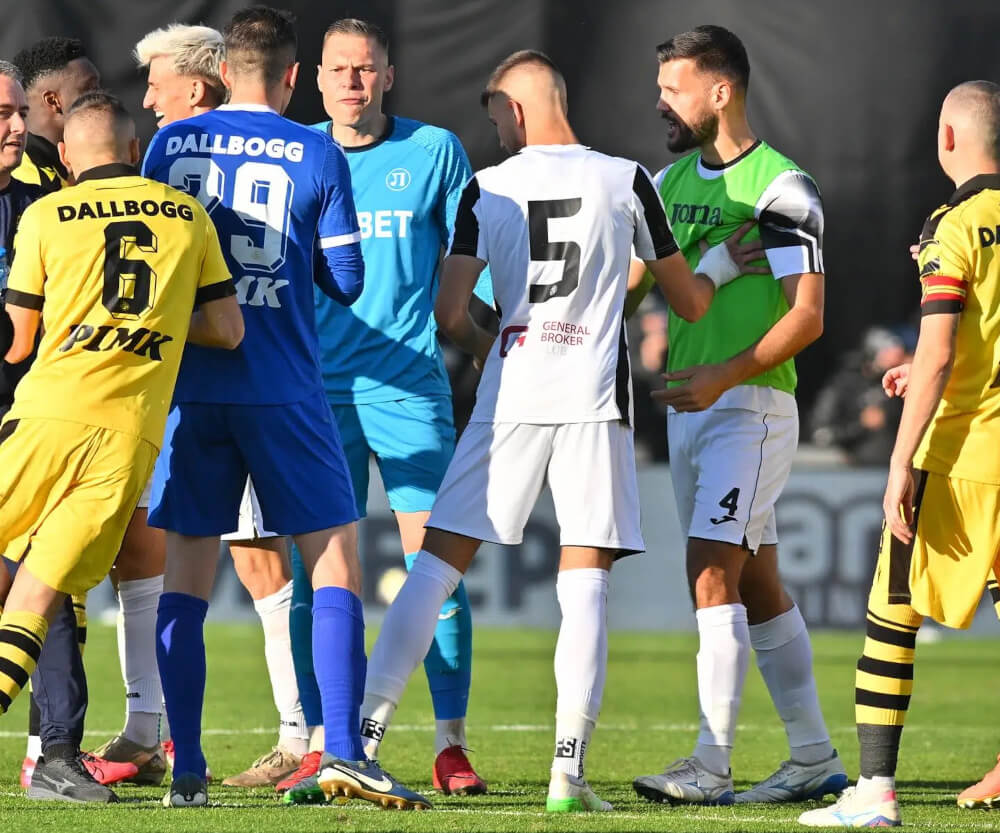 Локомотив - Ботев