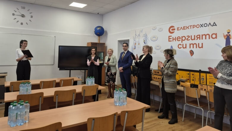 Учебен кабинет по електротехника